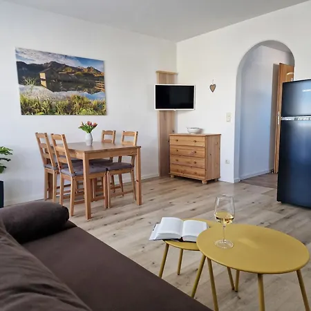 Hofer Am Zeitberg Ferienwohnung Schoenau
